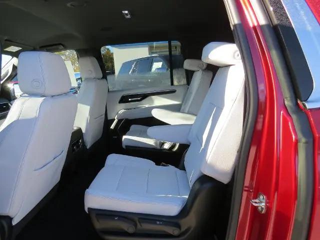 2026 Chevrolet Suburban Premier, RWD