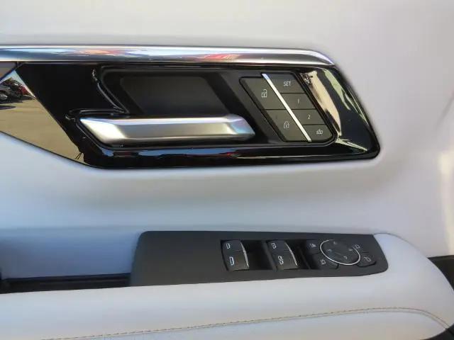 2026 Chevrolet Suburban Premier, RWD