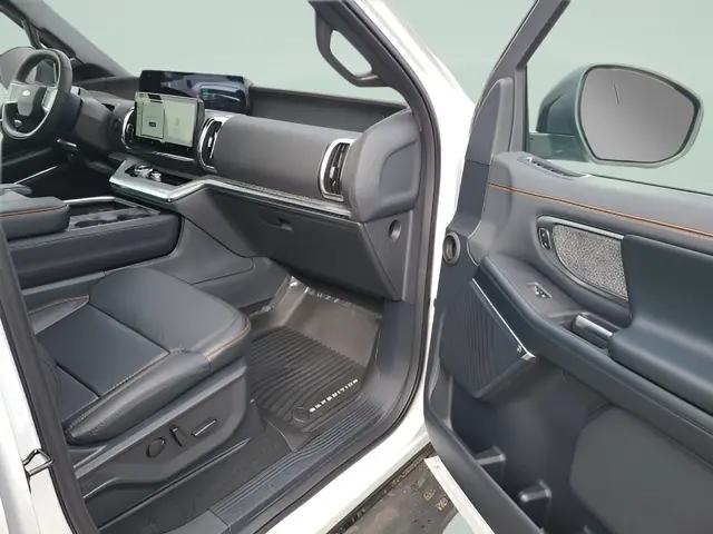 2025 Ford Expedition Tremor