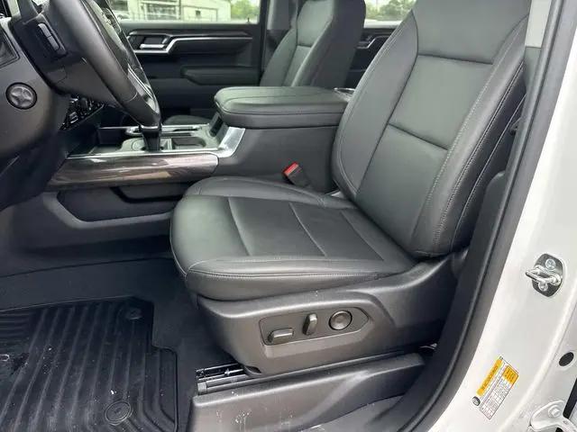 2026 Chevrolet Silverado 1500 4WD Crew Cab Short Bed LTZ