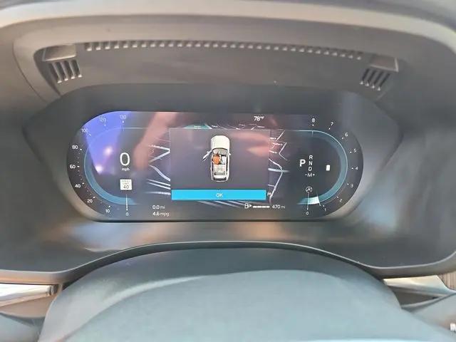 2022 Volvo XC60 B5 Momentum