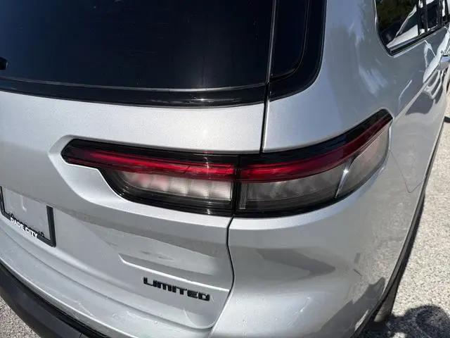 2025 Jeep Grand Cherokee L Limited 4x2