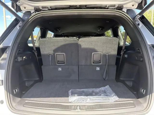 2025 Jeep Grand Cherokee L Limited 4x2