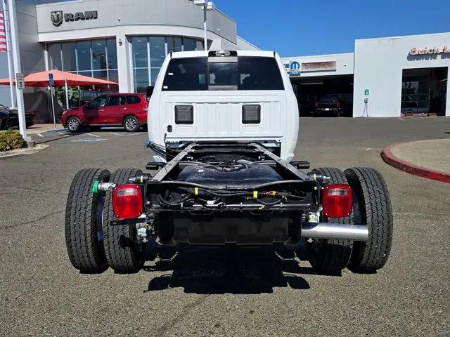 2026 Ram 5500 Tradesman/Big Horn