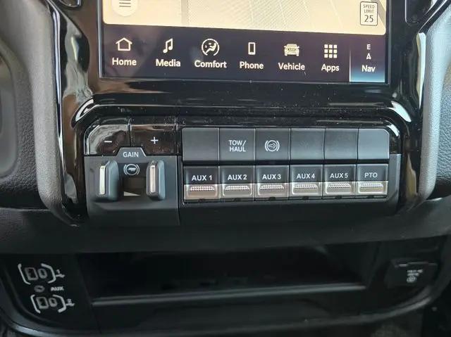 2026 Ram 5500 Tradesman/Big Horn
