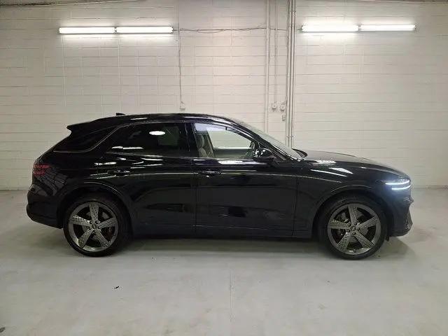2025 Genesis GV70 3.5T AWD Sport