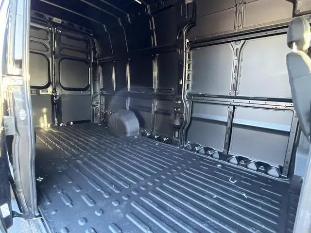 2026 Ram ProMaster Cargo Van Tradesman Super High Roof 159" WB EXT w/Pass Seat