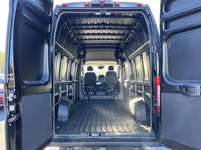 2026 Ram ProMaster Cargo Van Tradesman Super High Roof 159" WB EXT w/Pass Seat