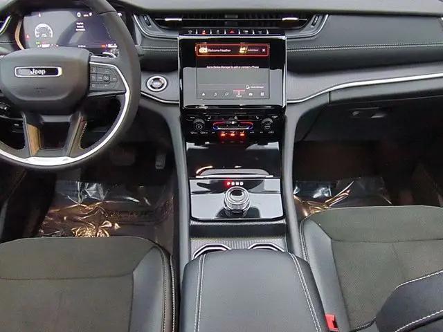 2025 Jeep Grand Cherokee Altitude X 4x4