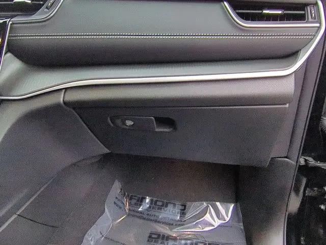 2025 Jeep Grand Cherokee Altitude X 4x4