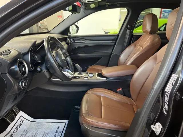 2022 Alfa Romeo Stelvio Ti AWD