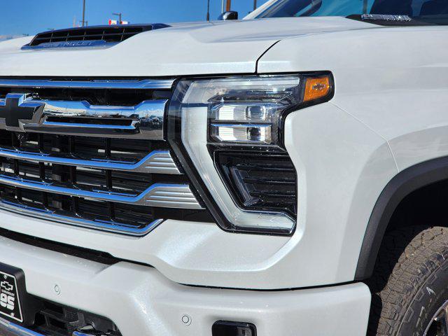 2026 Chevrolet Silverado 3500HD High Country 4WD