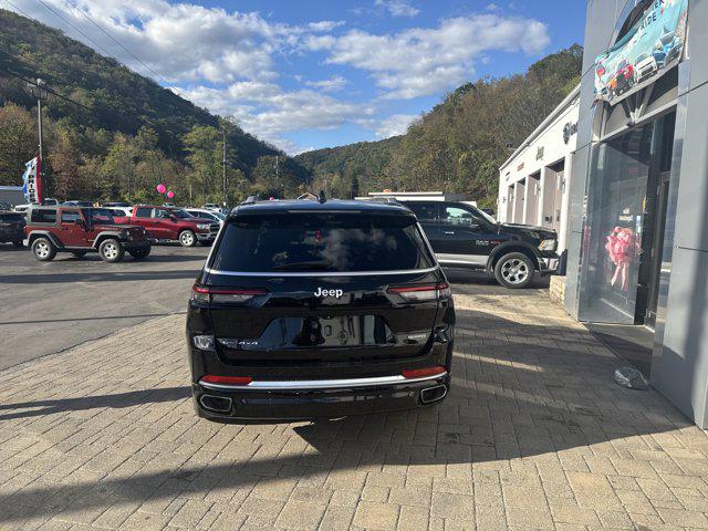 2021 Jeep Grand Cherokee L Summit 4x4 2021 Jeep Grand Cherokee L Summit 4x4