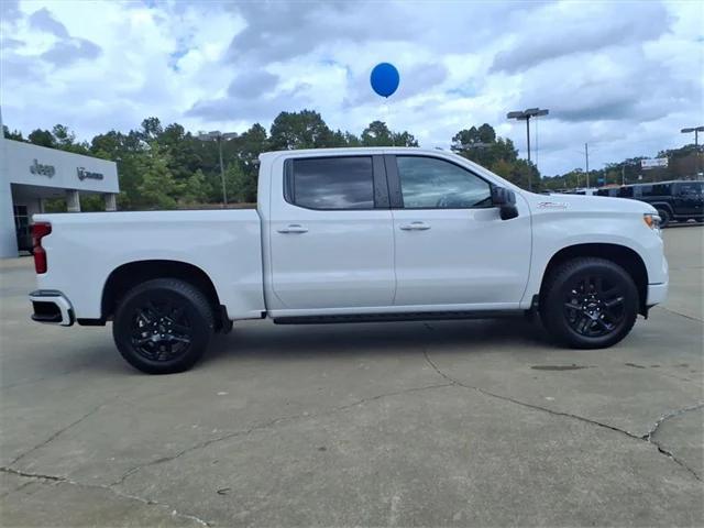 2023 Chevrolet Silverado 1500 4WD Crew Cab Short Bed RST