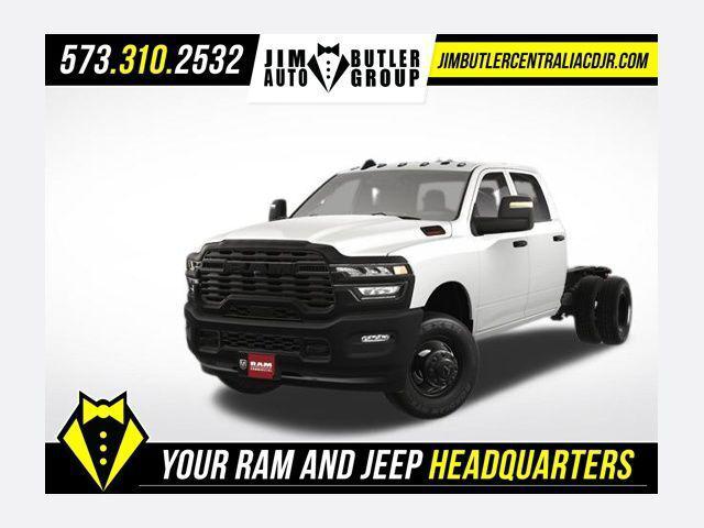 2025 RAM Ram 3500 Chassis Cab RAM 3500 TRADESMAN CREW CAB CHASSIS 4X4 60 CA