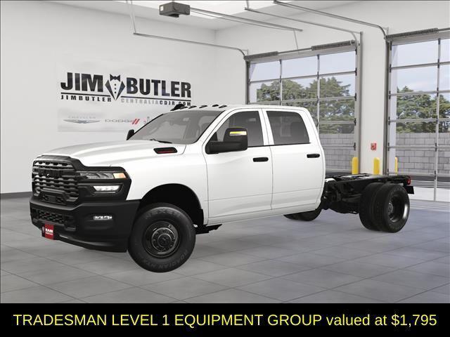 2025 RAM Ram 3500 Chassis Cab RAM 3500 TRADESMAN CREW CAB CHASSIS 4X4 60 CA