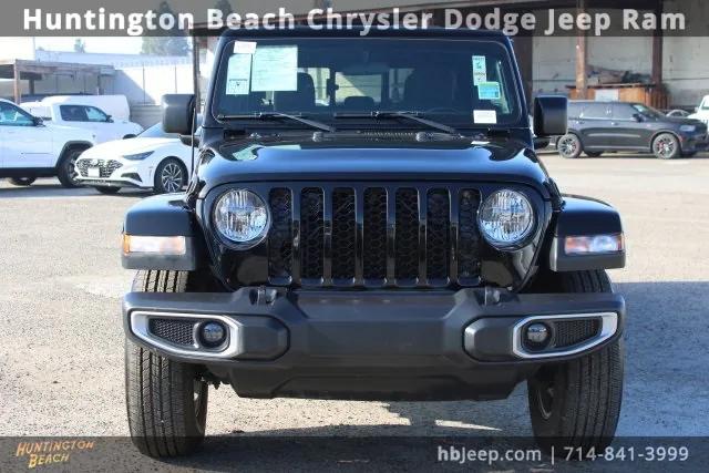 2022 Jeep Gladiator Sport S 4x4 2022 Jeep Gladiator Sport S 4x4