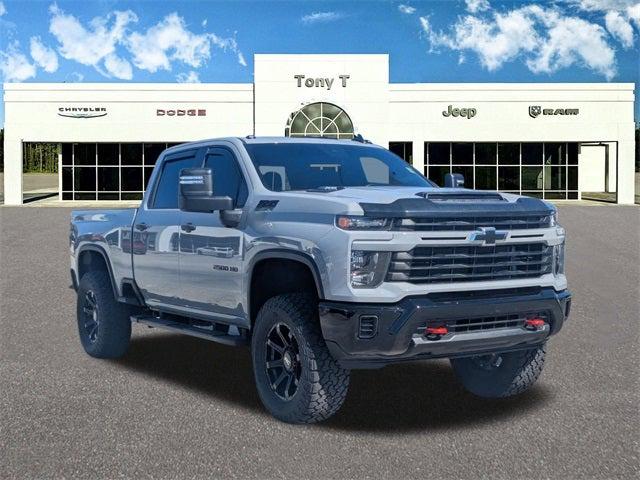 2024 Chevrolet Silverado 2500HD 4WD Crew Cab Standard Bed Custom 2024 Chevrolet Silverado 2500HD 4WD Crew Cab Standard Bed Custom