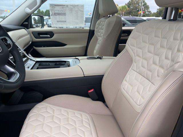 2025 Nissan Armada Platinum 2WD