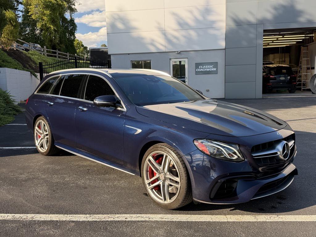 2019 Mercedes Benz E AMG 63 S 4MATIC photo 3