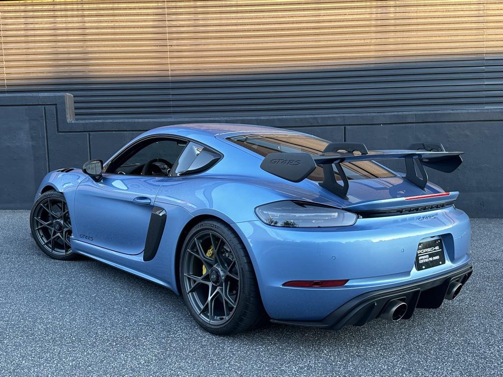 2023 Porsche Cayman GT4 RS photo 3