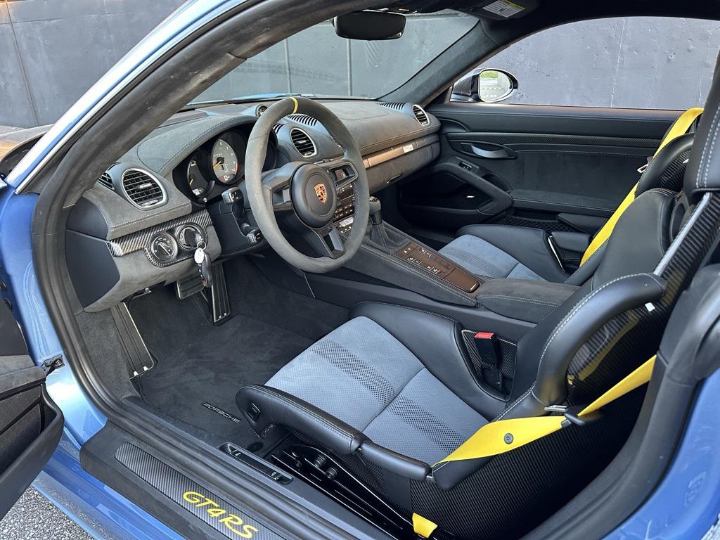 2023 Porsche Cayman GT4 RS photo 4