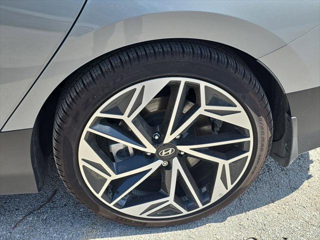2025 Hyundai IONIQ 6 SEL
