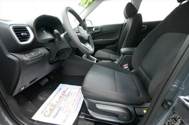 2026 Hyundai Venue SE