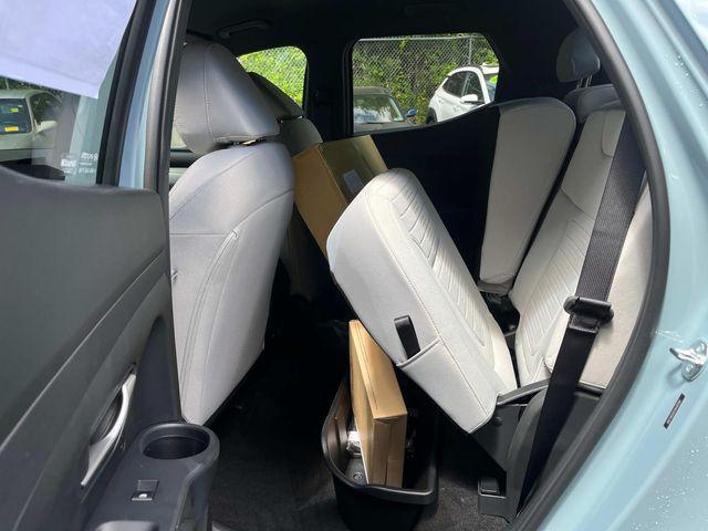 2025 Hyundai Santa Cruz SE
