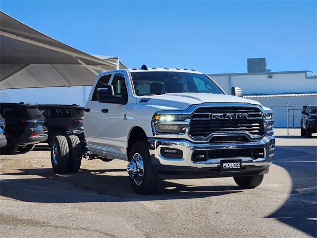 2026 RAM Ram 3500 Chassis Cab RAM 3500 TRADESMAN CREW CAB CHASSIS 4X4 60 CA