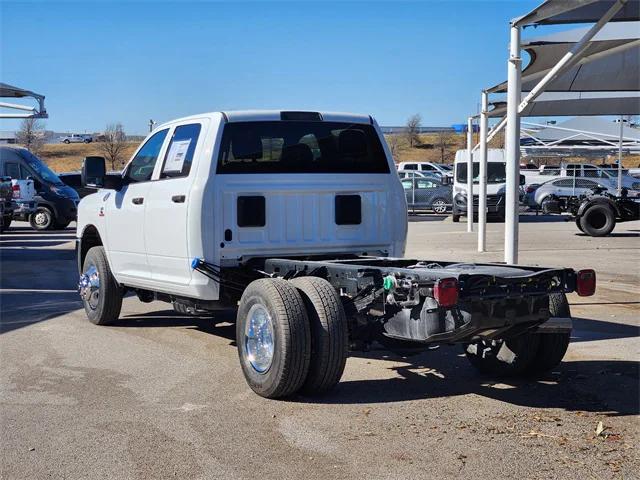 2026 RAM Ram 3500 Chassis Cab RAM 3500 TRADESMAN CREW CAB CHASSIS 4X4 60 CA