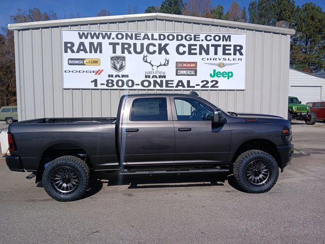 2026 RAM Ram 2500 RAM 2500 TRADESMAN CREW CAB 4X4 64 BOX