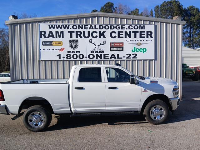 2026 RAM Ram 2500 RAM 2500 TRADESMAN CREW CAB 4X4 64 BOX