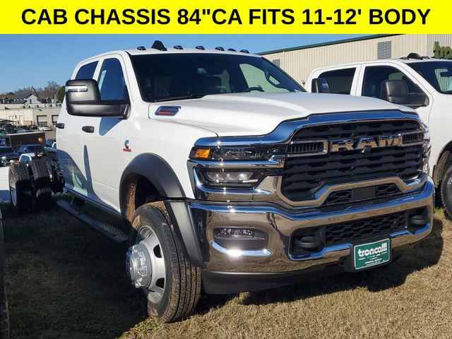 2026 RAM Ram 5500 Chassis Cab RAM 5500 TRADESMAN CHASSIS CREW CAB 4X4 84 CA