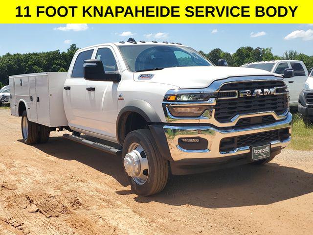 2026 RAM Ram 5500 Chassis Cab RAM 5500 TRADESMAN CHASSIS CREW CAB 4X4 84 CA