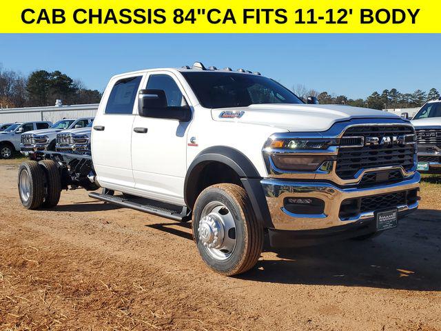 2026 RAM Ram 5500 Chassis Cab RAM 5500 TRADESMAN CHASSIS CREW CAB 4X4 84 CA