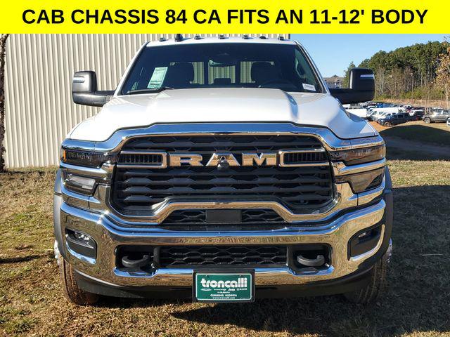 2026 RAM Ram 5500 Chassis Cab RAM 5500 TRADESMAN CHASSIS CREW CAB 4X4 84 CA