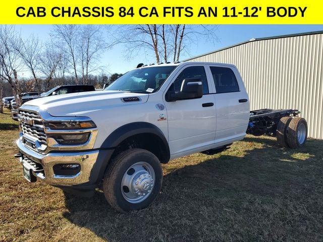 2026 RAM Ram 5500 Chassis Cab RAM 5500 TRADESMAN CHASSIS CREW CAB 4X4 84 CA