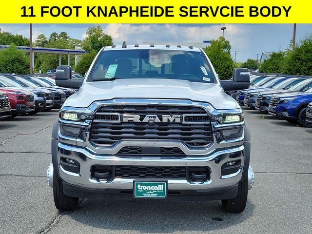 2026 RAM 5500 Chassis RAM 5500 TRADESMAN CHASSIS CREW CAB 4X4 84 CA