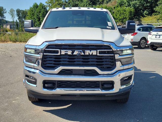 2026 RAM 3500 Chassis RAM 3500 TRADESMAN CREW CAB CHASSIS 4X4 60 CA