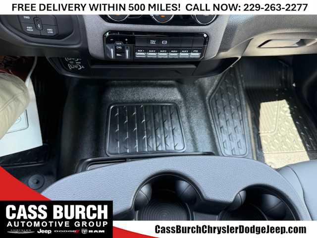 2026 Ram 3500 Chassis Cab Tradesman/Big Horn