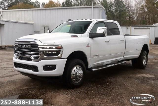 2026 RAM Ram 3500 RAM 3500 LARAMIE CREW CAB 4X4 8 BOX