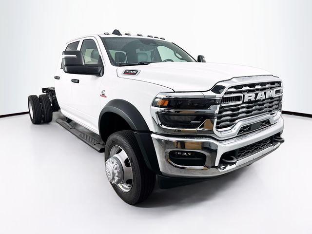 2026 RAM Ram 5500 Chassis Cab RAM 5500 TRADESMAN CHASSIS CREW CAB 4X4 84 CA 2026 RAM Ram 5500 Chassis Cab RAM 5500 TRADESMAN CHASSIS CREW CAB 4X4 84 CA