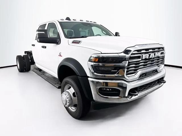 2026 RAM Ram 5500 Chassis Cab RAM 5500 TRADESMAN CHASSIS CREW CAB 4X4 84 CA