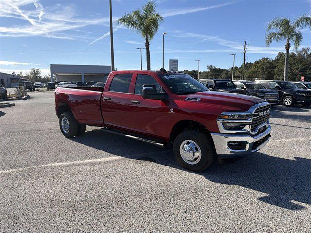 2026 RAM Ram 3500 RAM 3500 TRADESMAN CREW CAB 4X4 8 BOX