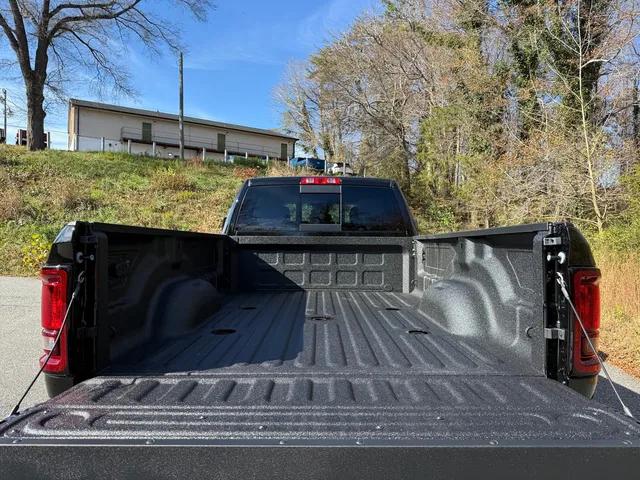 2026 Ram 2500 Tradesman Crew Cab 4x4 8' Box