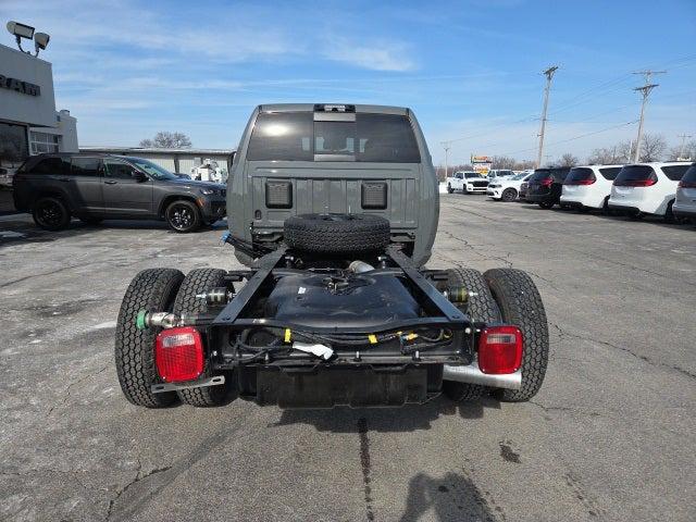 2026 RAM Ram 3500 Chassis Cab RAM 3500 TRADESMAN CREW CAB CHASSIS 4X4 60 CA