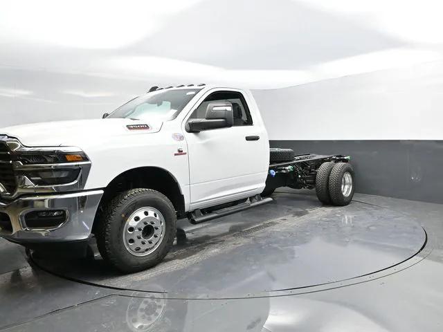2026 RAM Ram 3500 Chassis Cab RAM 3500 TRADESMAN CHASSIS REGULAR CAB 4X4 84 CA 2026 RAM Ram 3500 Chassis Cab RAM 3500 TRADESMAN CHASSIS REGULAR CAB 4X4 84 CA