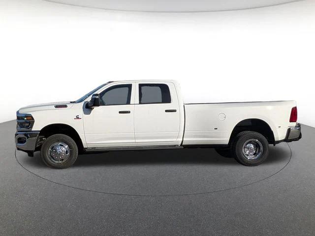 2026 RAM Ram 3500 RAM 3500 TRADESMAN CREW CAB 4X4 8 BOX