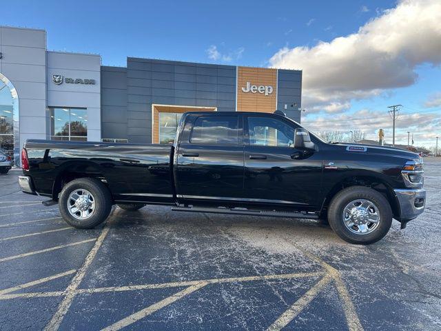 2026 RAM Ram 2500 RAM 2500 TRADESMAN CREW CAB 4X2 8 BOX 2026 RAM Ram 2500 RAM 2500 TRADESMAN CREW CAB 4X2 8 BOX